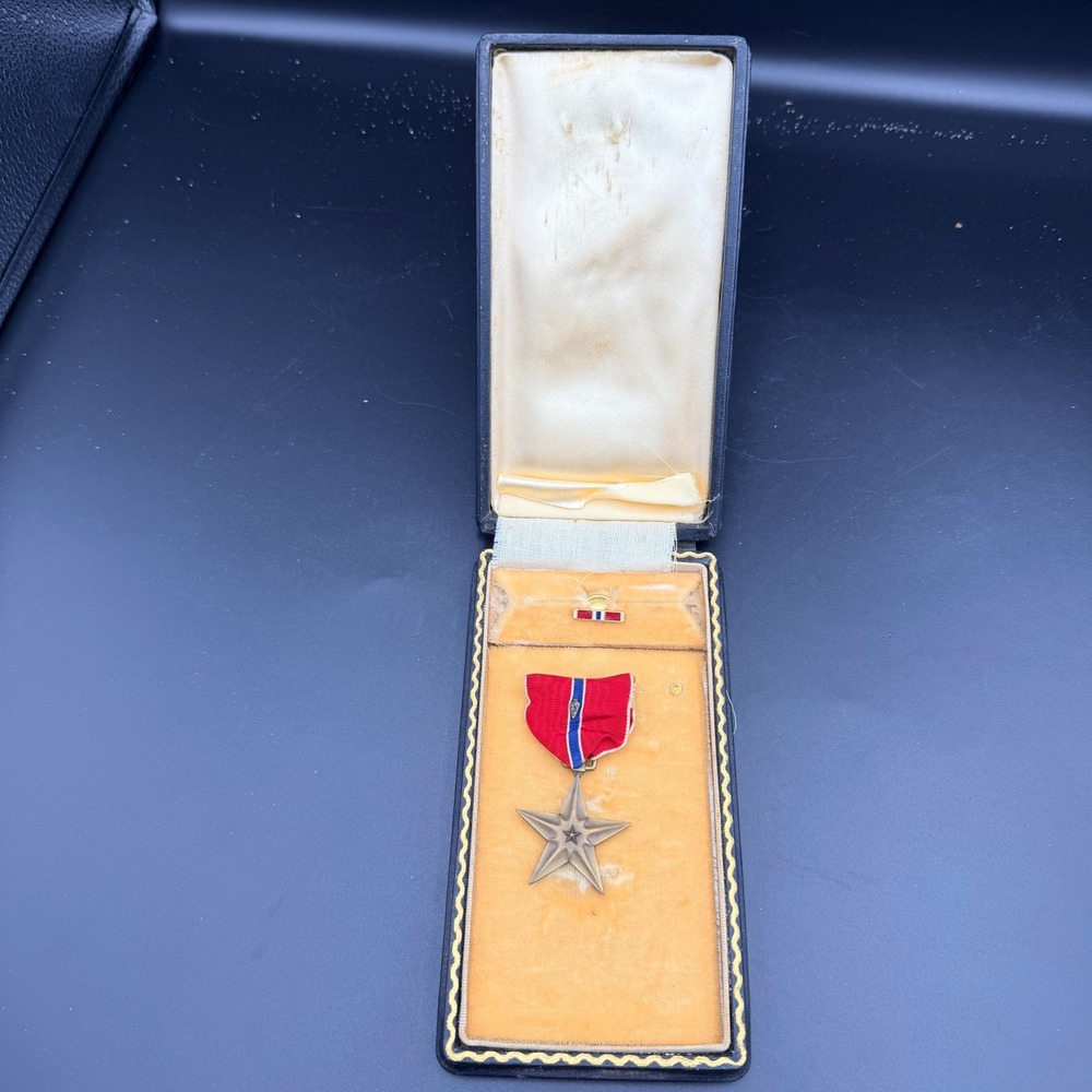WWII US Military Bronze Star Medal Engraved with Original Case & Ribbon